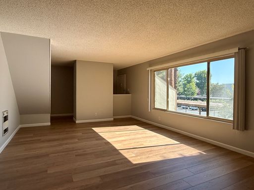 Must see to appreciate 3 bedroom, 2.5 bathroom condo with Cupertino Schools! – photo 1