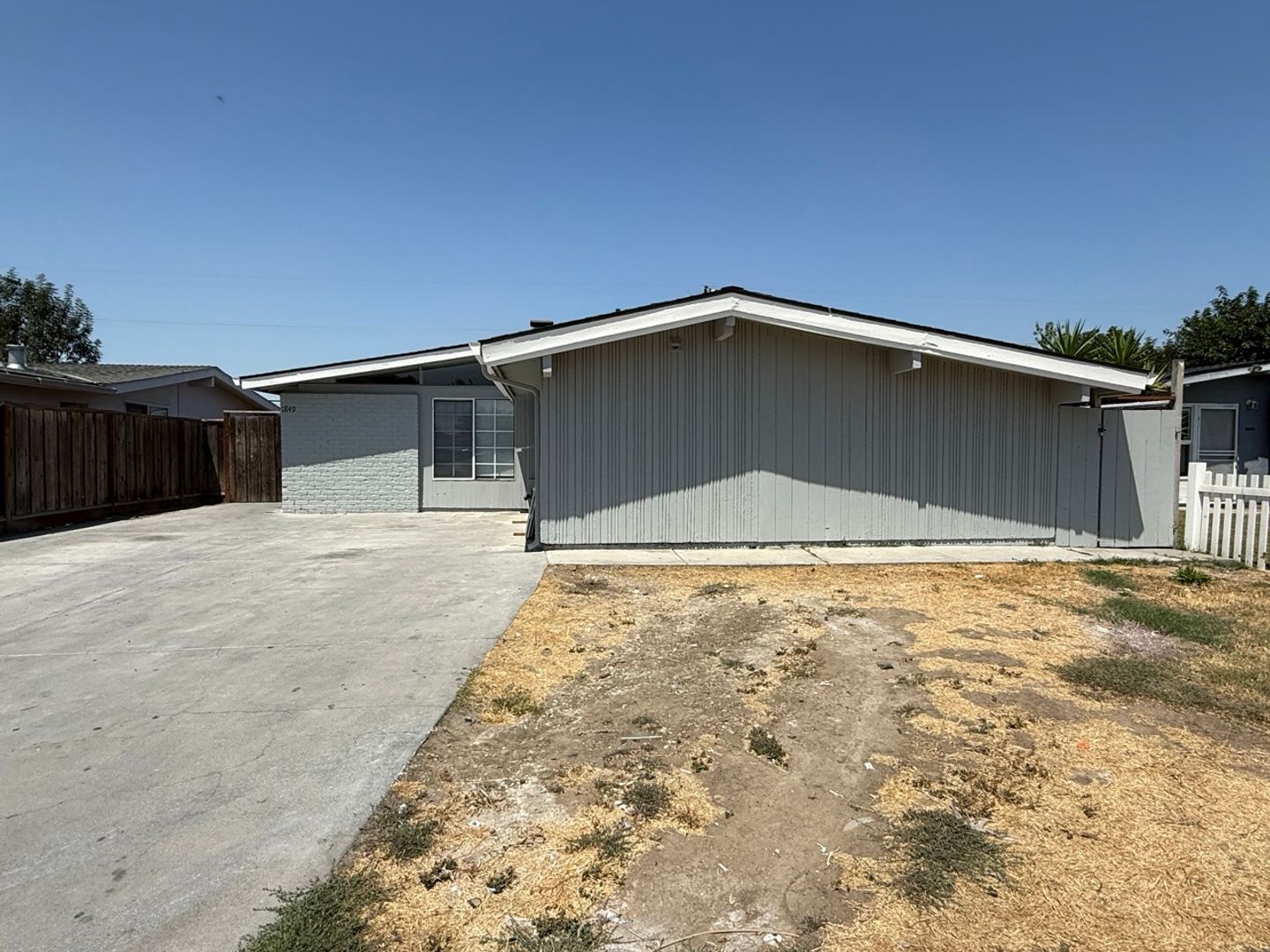 San Jose House: 1849 Darwin Way