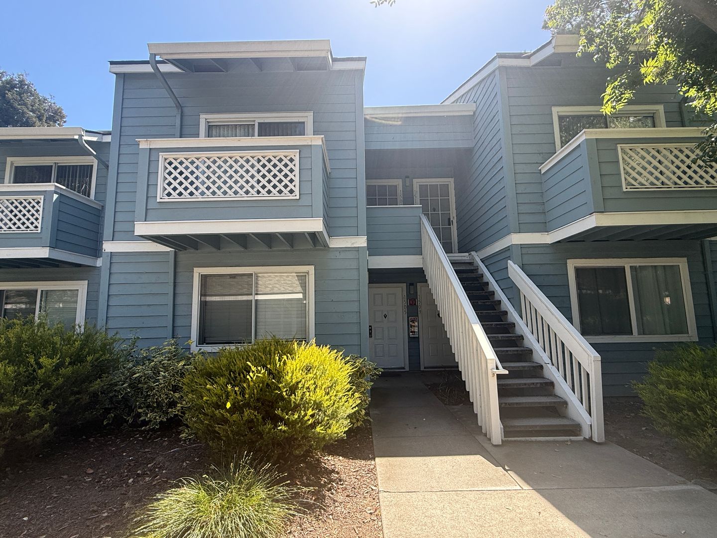 San Jose Condo: 1505 Four Oaks Cir
