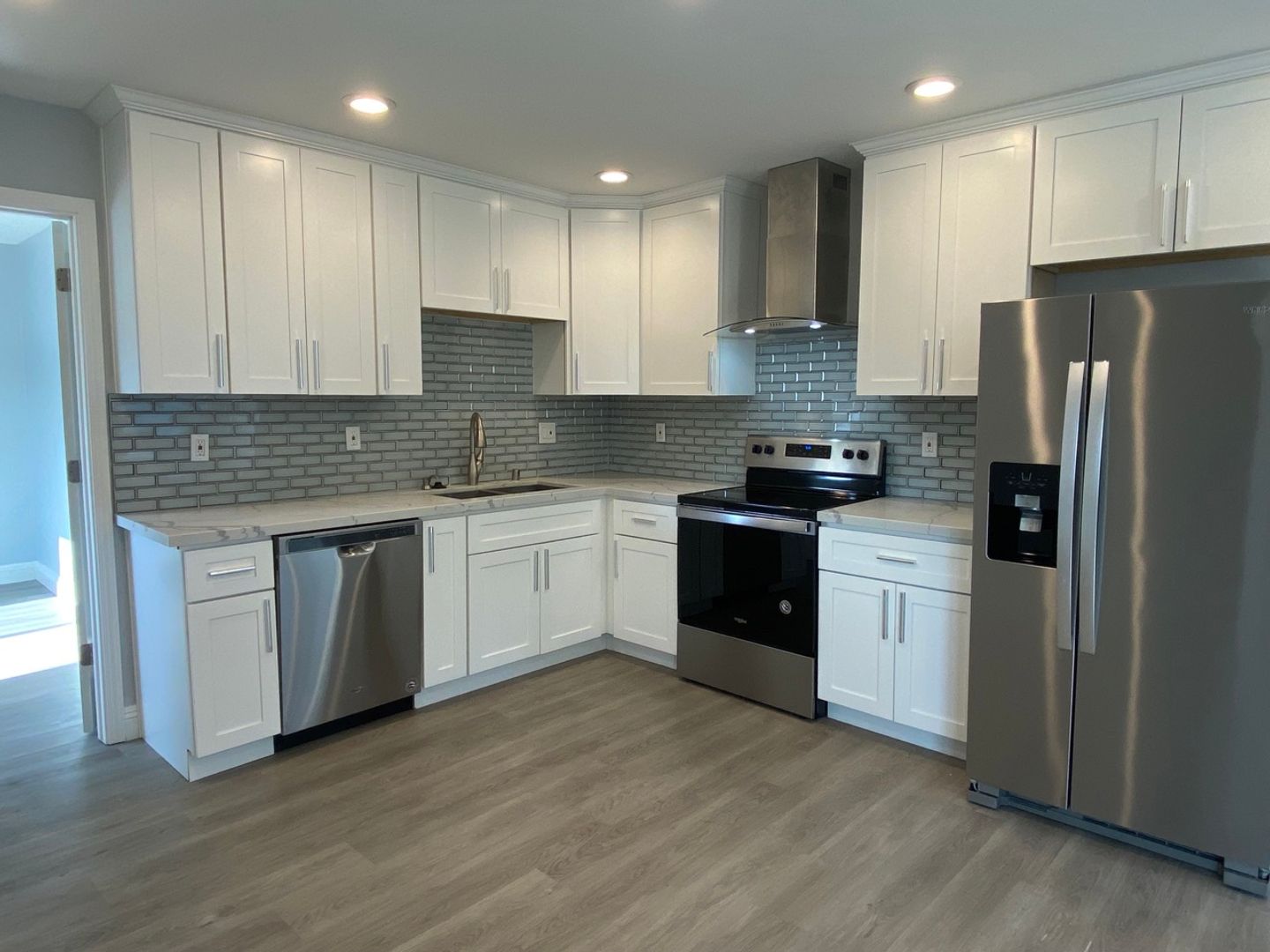 Campbell Apartment: 445 Kuehnis Drive