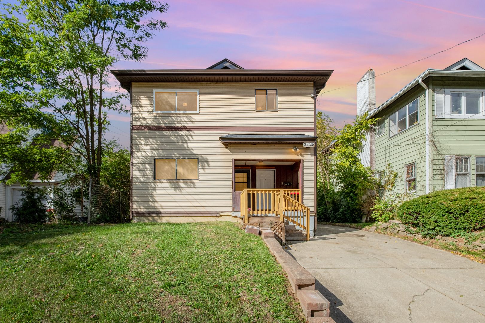 Cincinnati Multiplex: 2128 Crane Ave