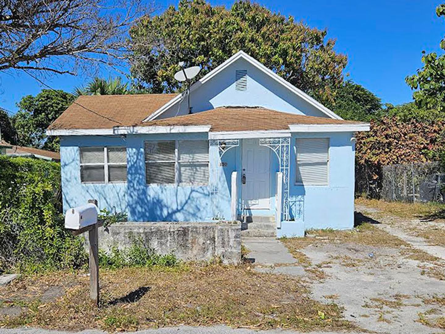 RIVIERA BEACH House: 150 W 15th Street