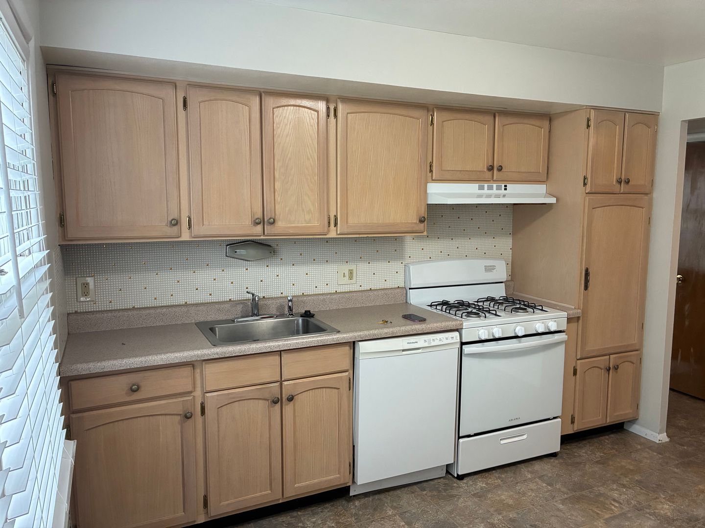 Chesterfield Apartment: 604 Thunderbird