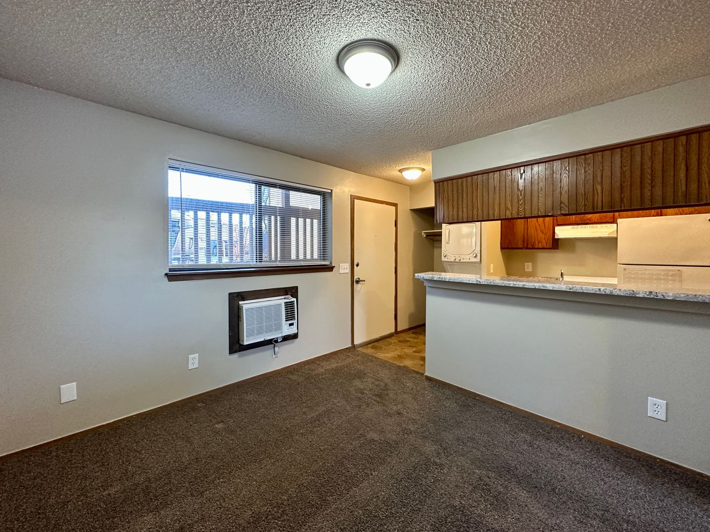 Wichita Apartment: 2120 N Old Manor Rd