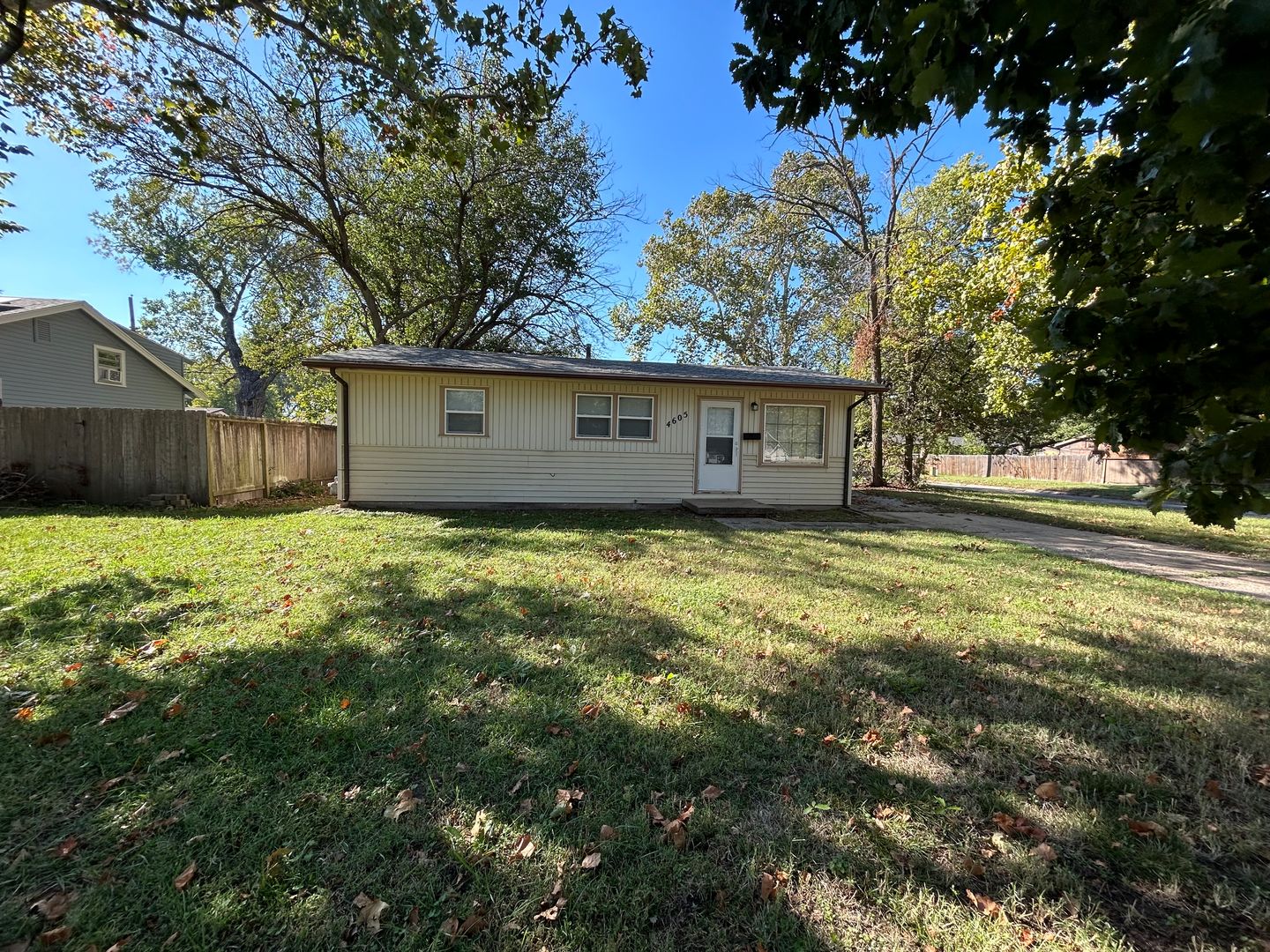 Wichita House: 4605 S Glenn St