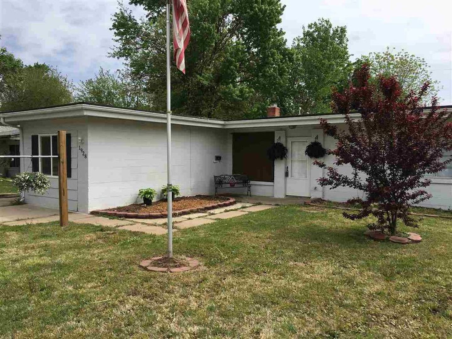 Wichita House: 1928 S Millwood Ave