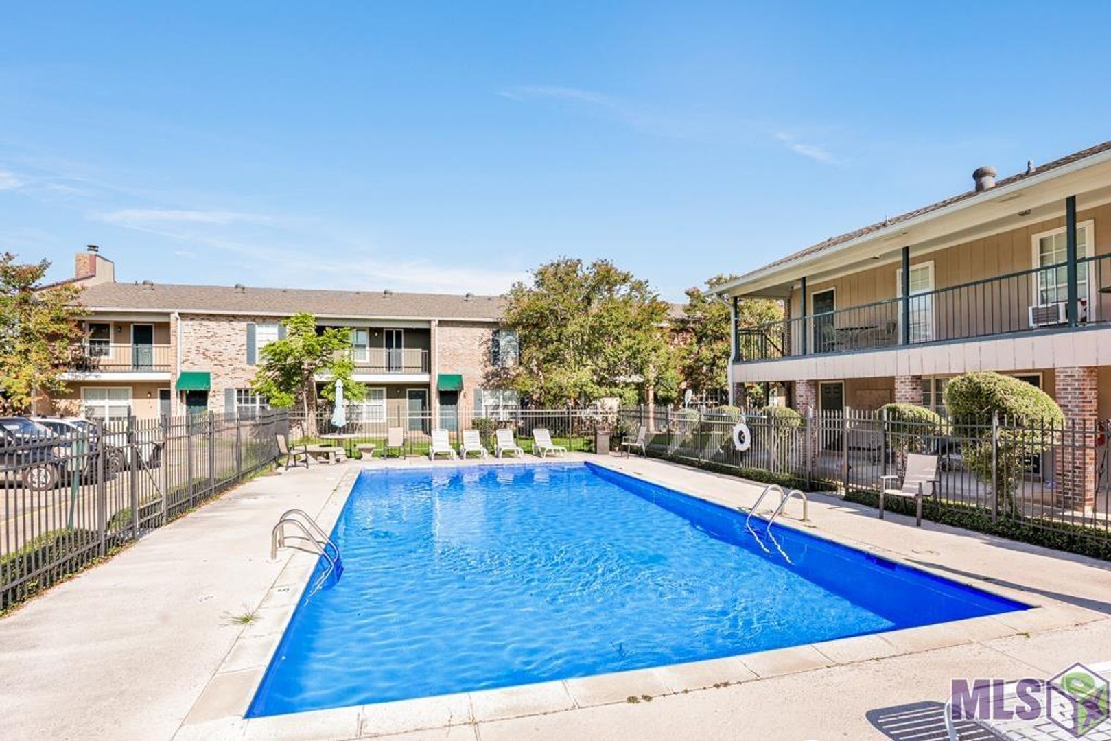 Pool at 4625 Parkoaks Drive #52 - CONSIGNMENT (1 of 2)