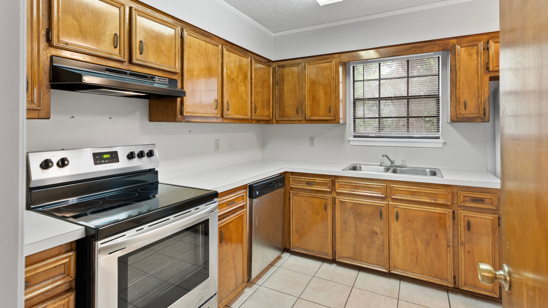 Baton Rouge House: 3711 Cole Drive