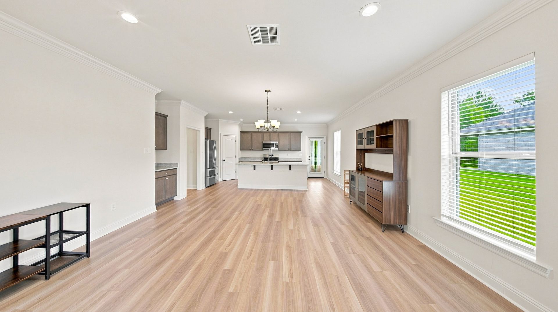 7211 Kenilworth Crossing Avenue - CONSIGNMENT 5 of 12