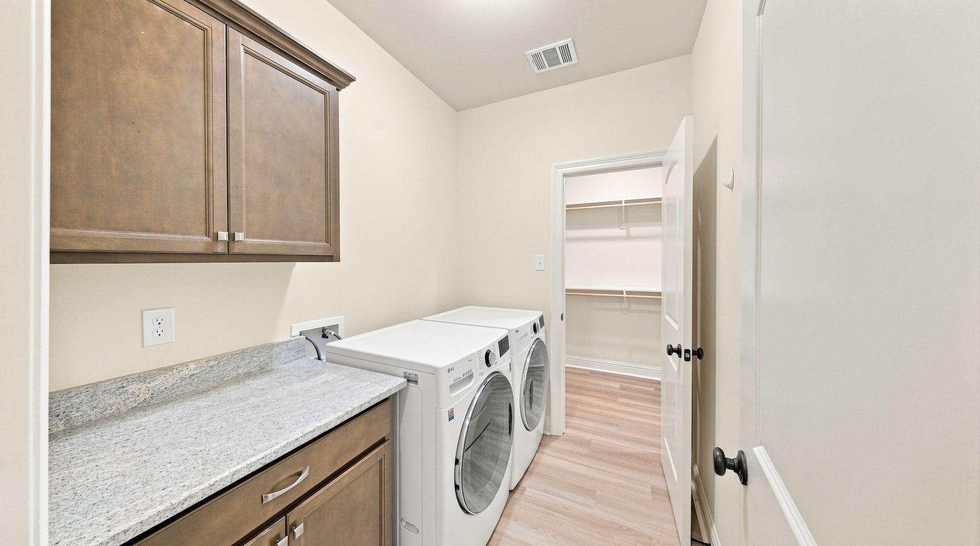 7211 Kenilworth Crossing Avenue - CONSIGNMENT 12 of 12