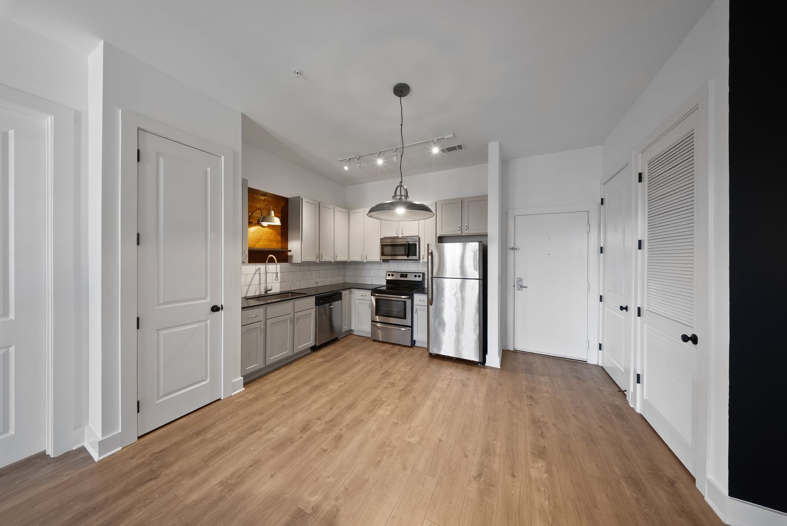 Baton Rouge House: 255 East Boyd Drive