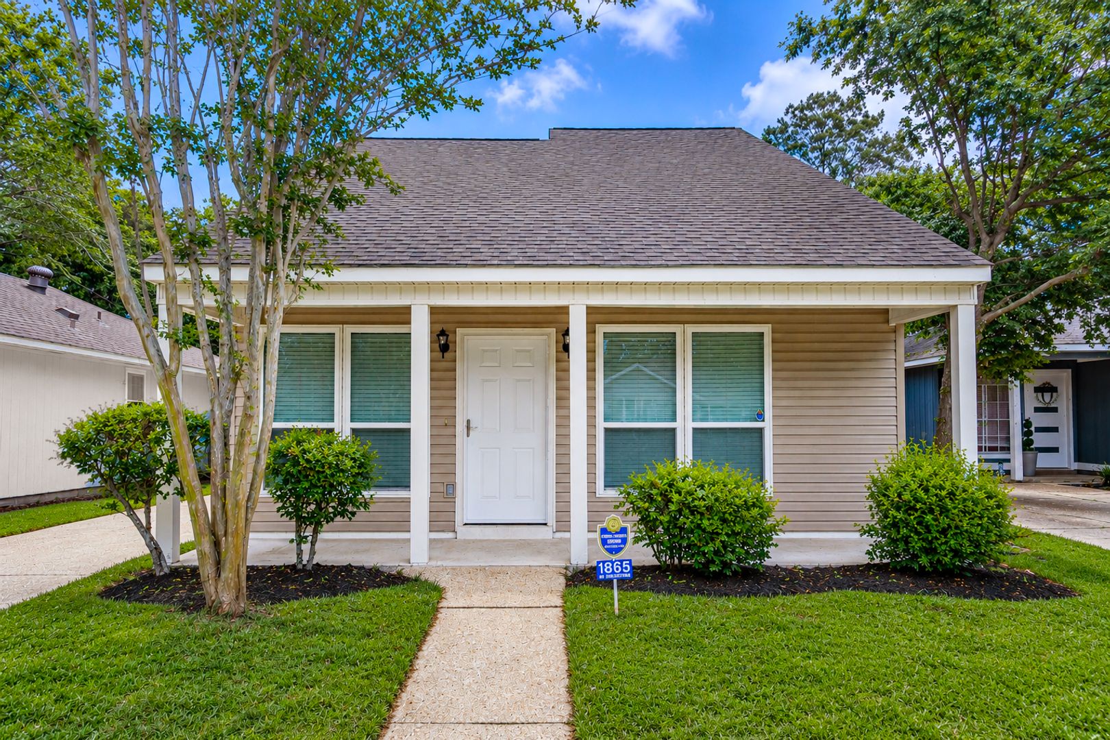 Baton Rouge House: 1865 Fountain Avenue