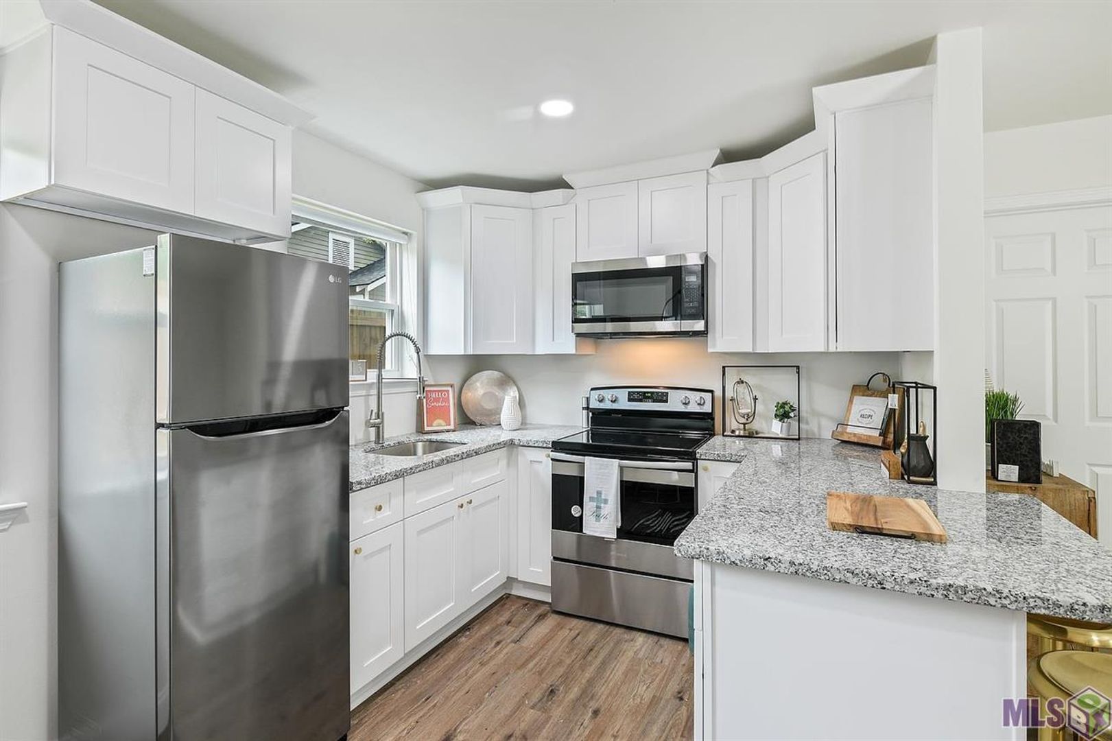 Denham Springs Apartment: 210/212 Centerville Street