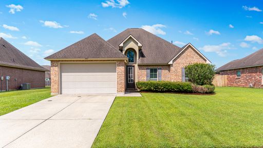 Charming 3BR/2BA Home in the Heart of Prairieville! – photo 1