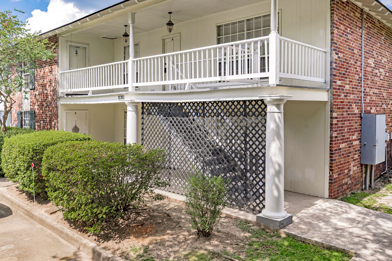 Baton Rouge House: 10426 Jefferson Hwy