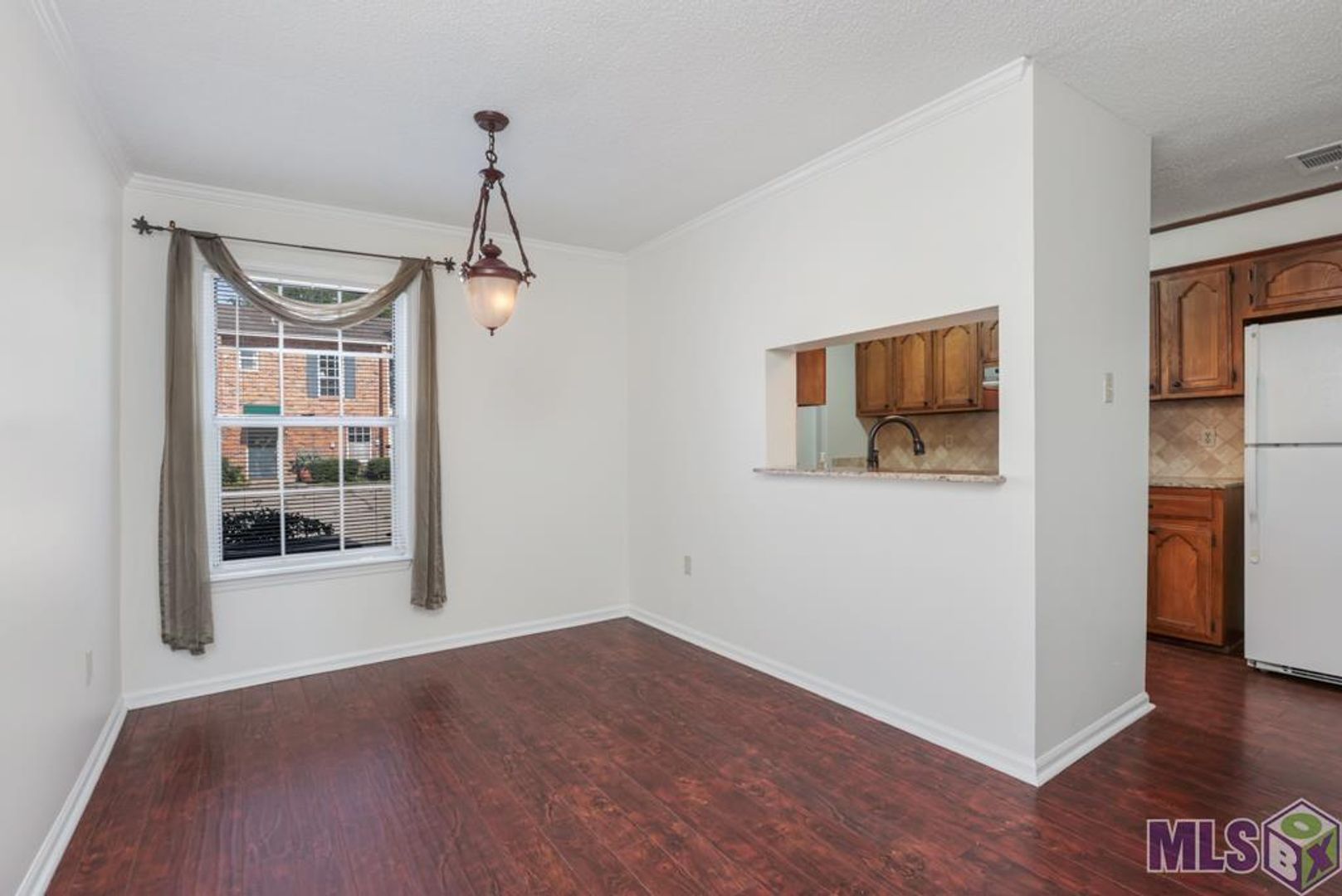 4625 Parkoaks Drive #52 - CONSIGNMENT 7 of 12