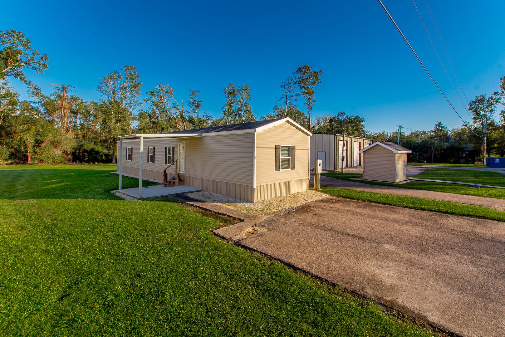 Hammond House: 27849 Frindik Lane Trailer Unit 8