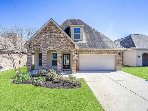 2 Story House Located in Magnolia Lake Subdivision – photo 1