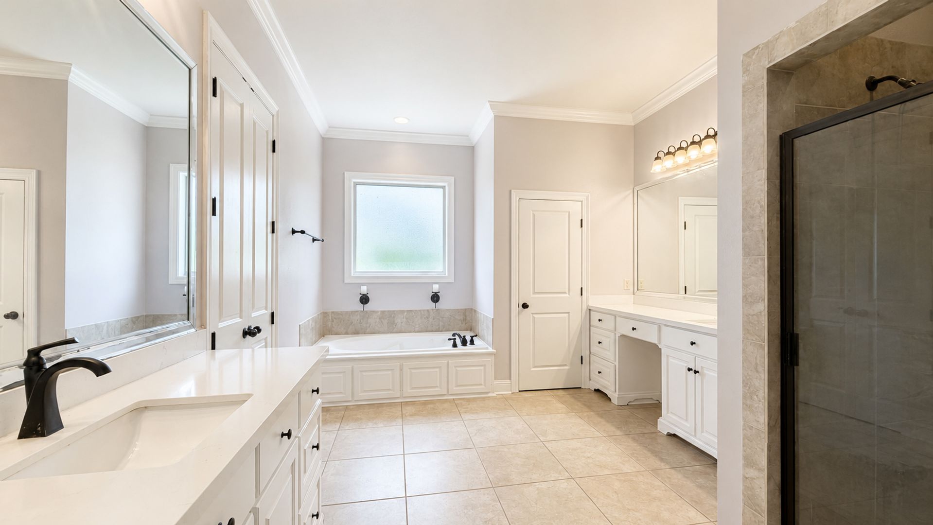 345 S Club Avenue 5 of 12