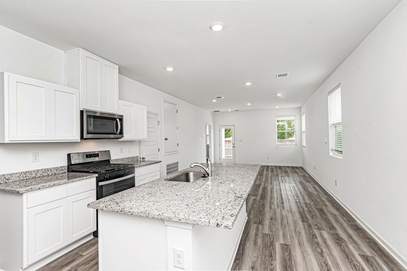 910 Drago Drive 9 of 12