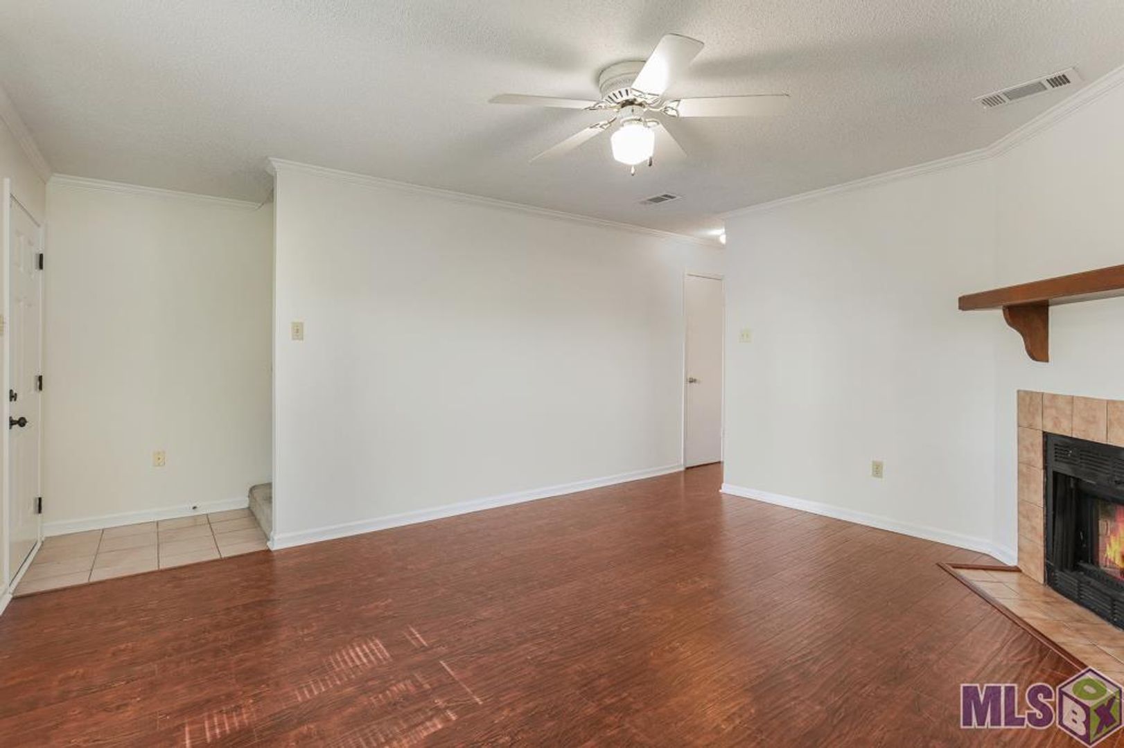 4625 Parkoaks Drive #52 - CONSIGNMENT 4 of 12