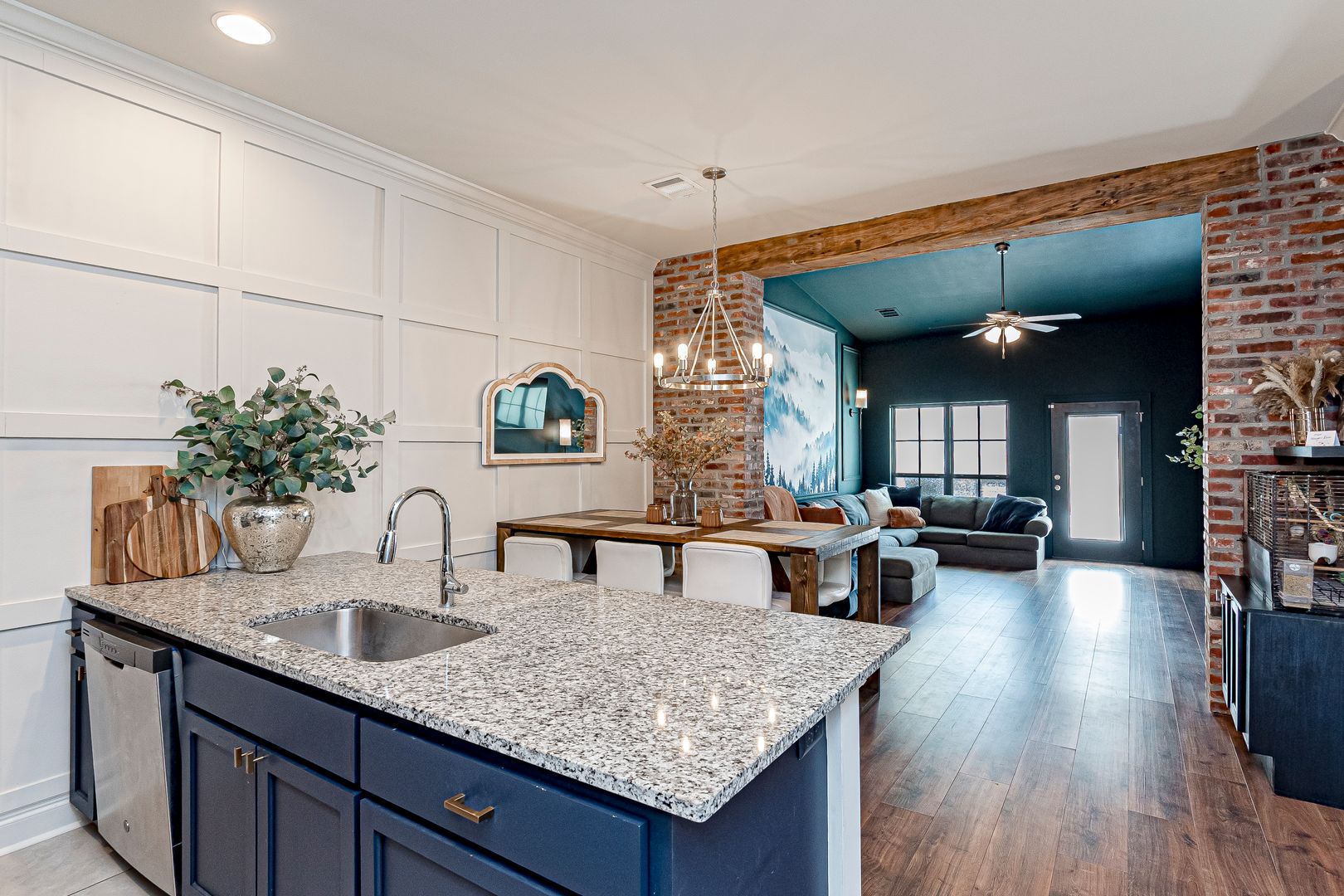 Baton Rouge House: 8110 Stonelake Avenue