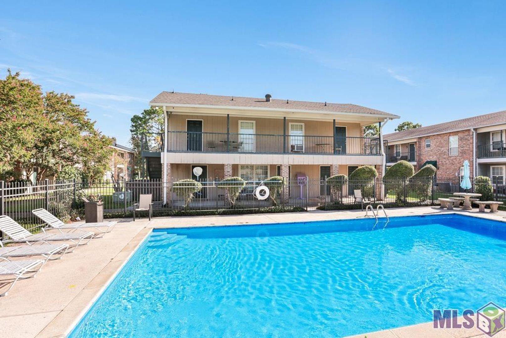 Pool at 4625 Parkoaks Drive #52 - CONSIGNMENT (2 of 2)