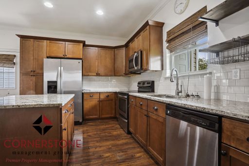 Cozy Cottage in the Heart of Gonzales!