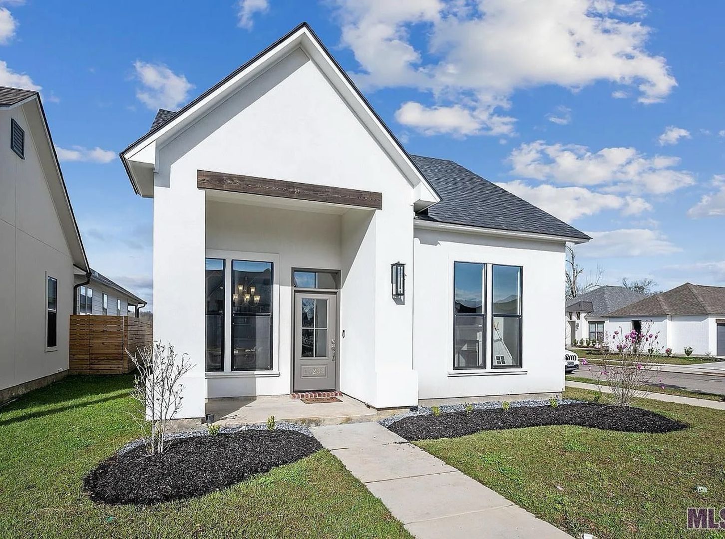Baton Rouge House: 10238 Grayton Drive