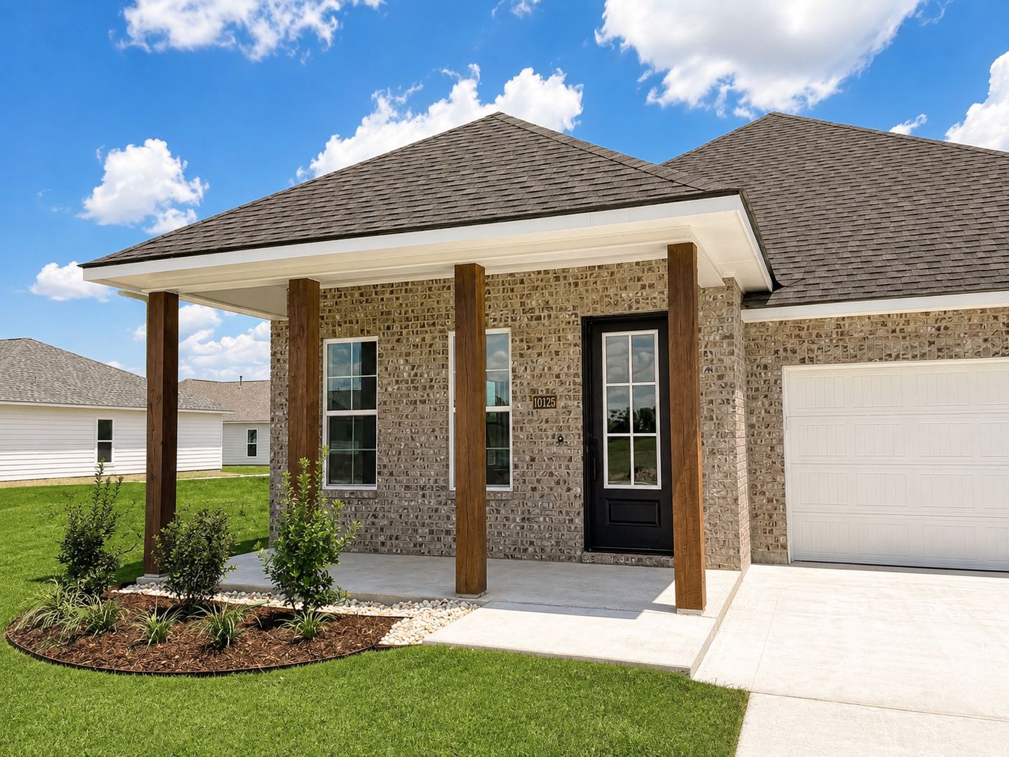 Baton Rouge House: 10125 Pelican Pointe Lane