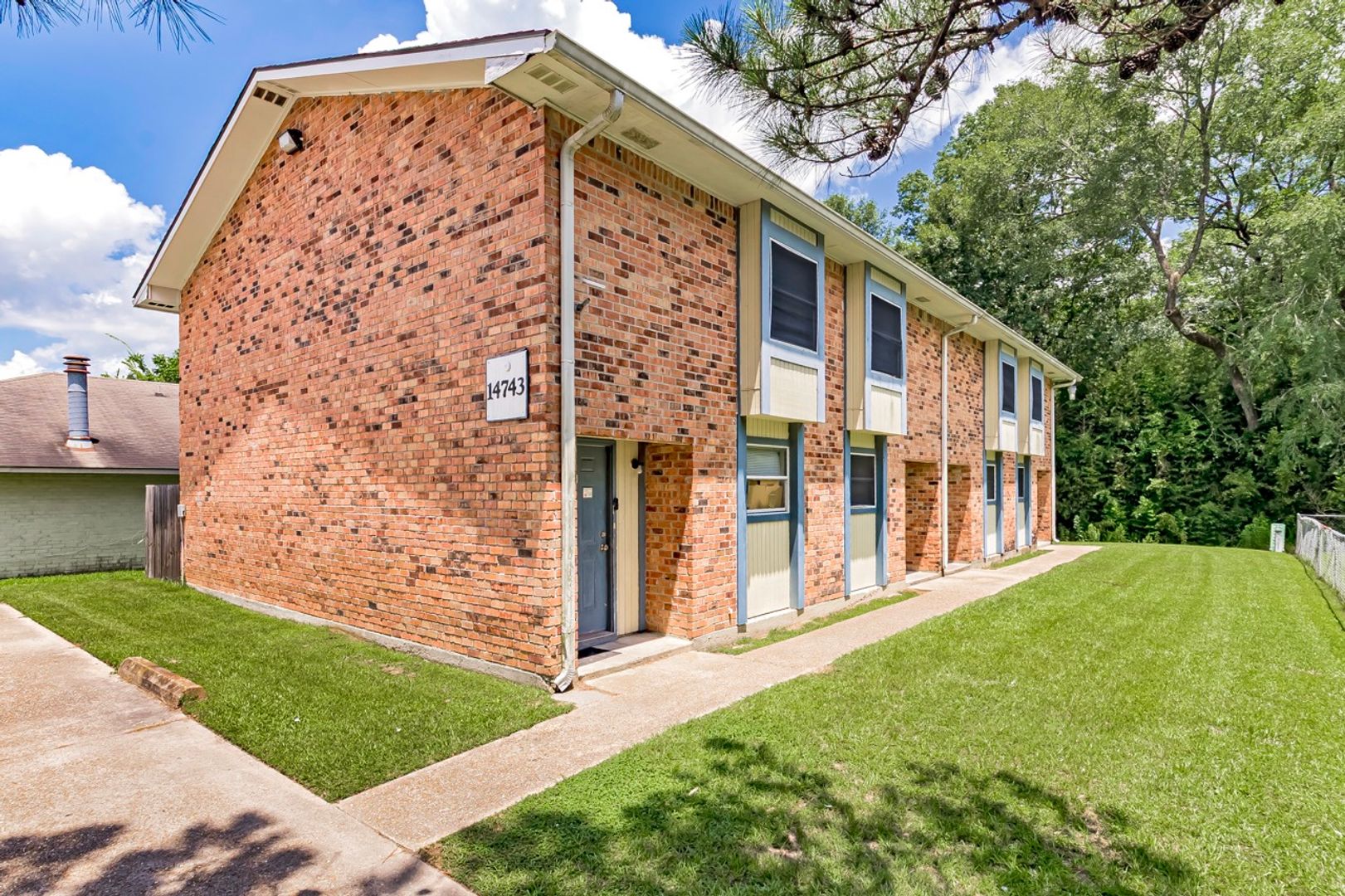 Baton Rouge House: 14743 Central Woods Avenue