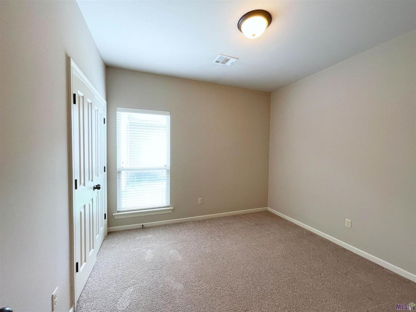 1695 El Tigre Drive 11 of 12