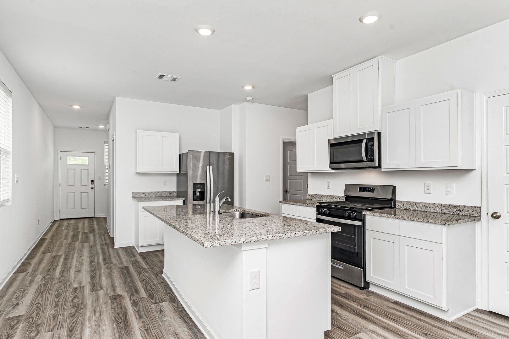910 Drago Drive 2 of 12