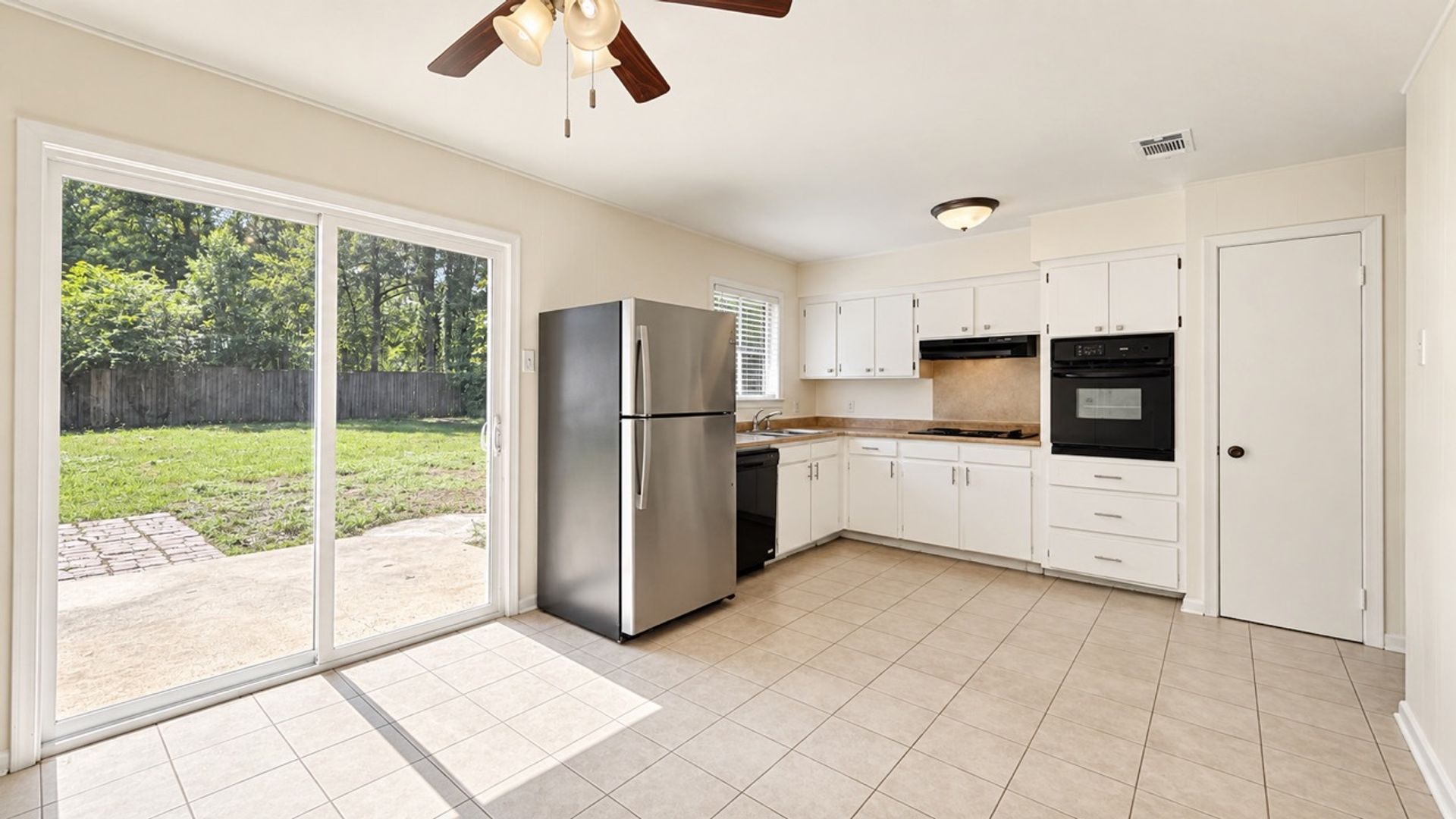 944 Baird Drive 3 of 12