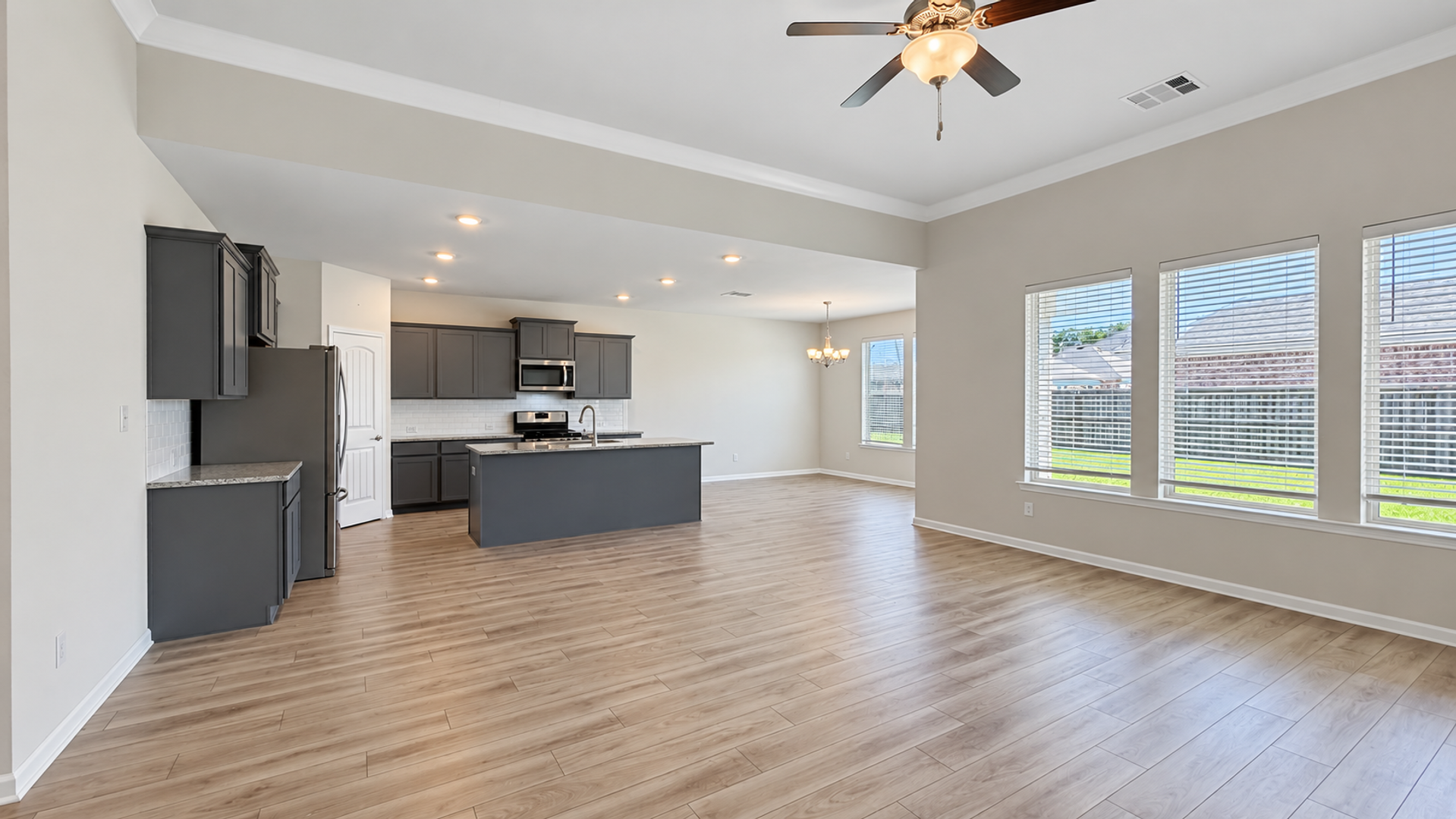 21356 West Grove Drive 3 of 8