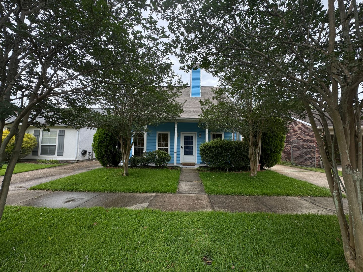 Baton Rouge House: 951 E Tom Stokes Court