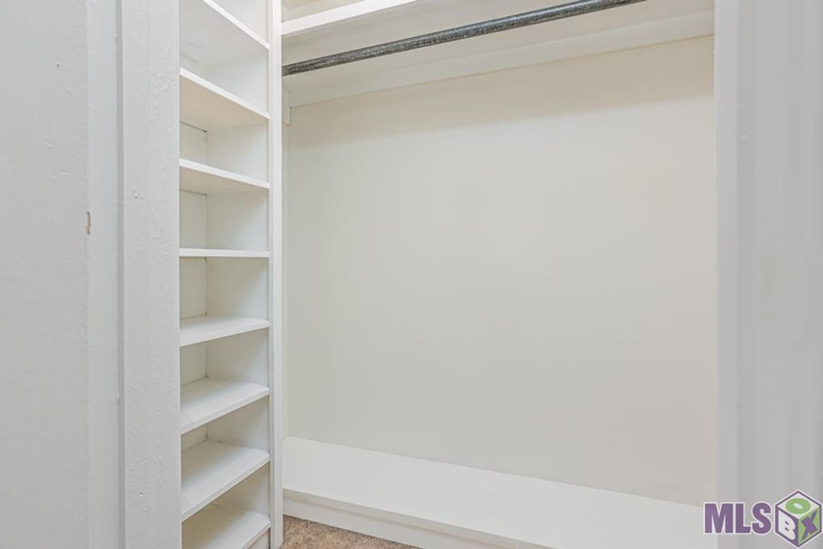 4625 Parkoaks Drive #52 - CONSIGNMENT 11 of 12