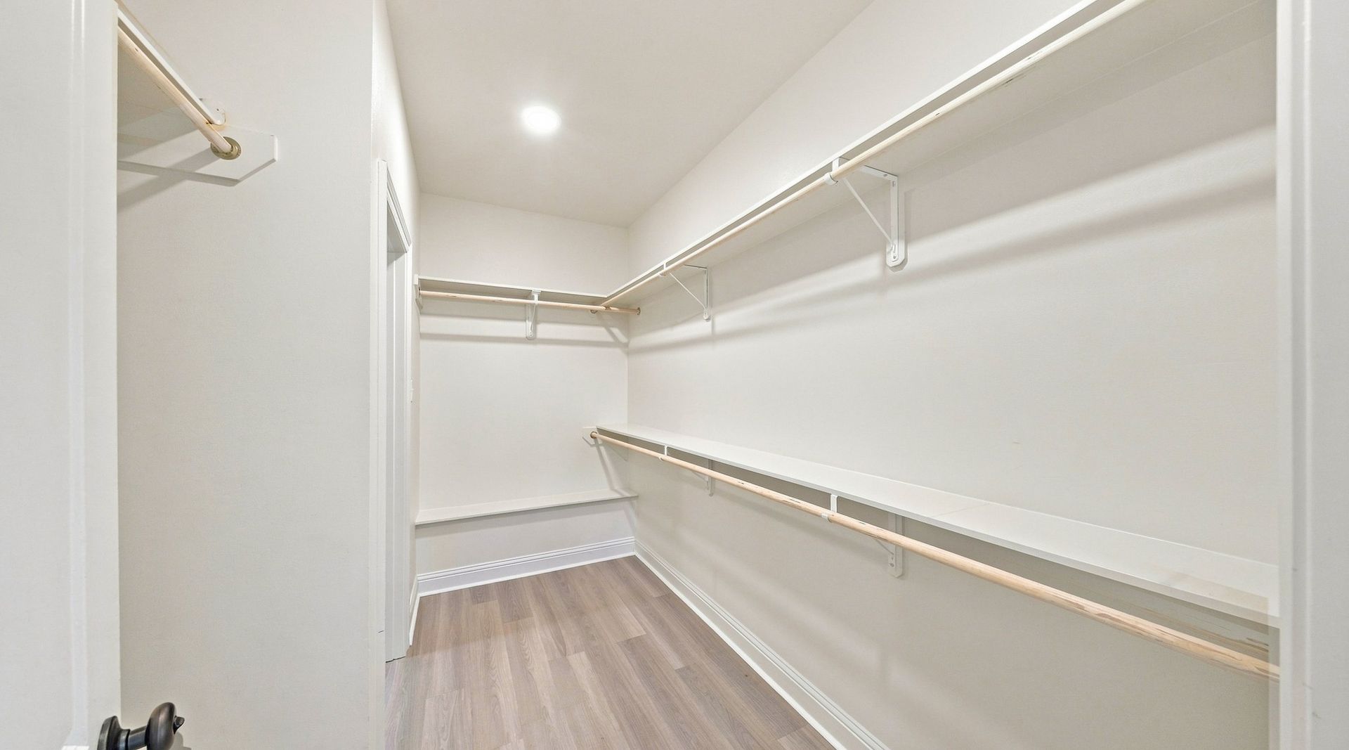 7211 Kenilworth Crossing Avenue - CONSIGNMENT 11 of 12