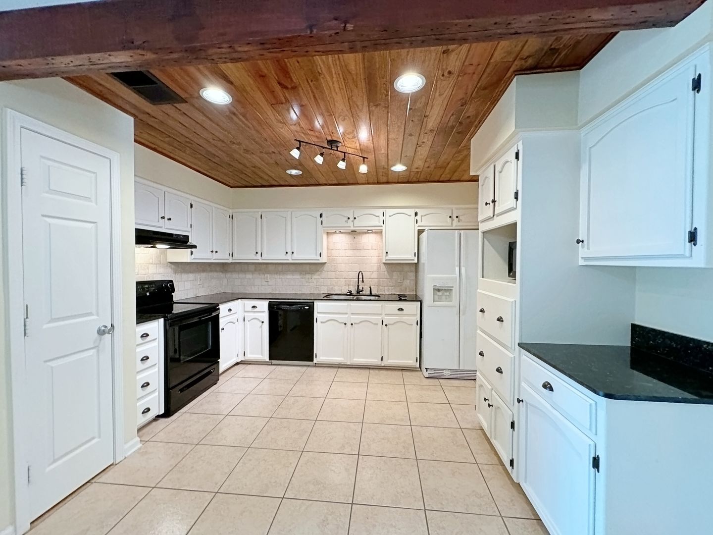 Baton Rouge House: 9925 Jefferson Highway