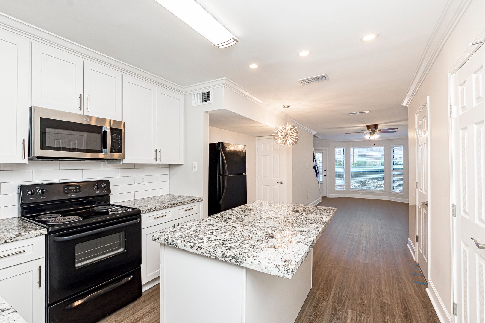 Baton Rouge House: 9506 Jefferson Hwy #25