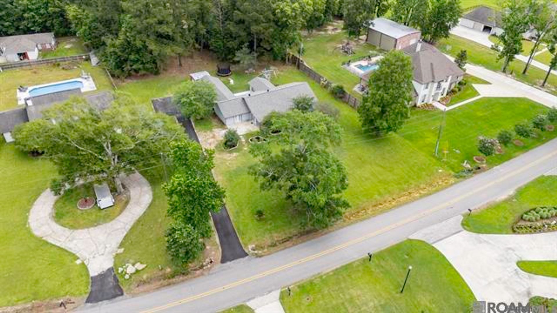 Denham Springs House: 25820 Wax Rd.