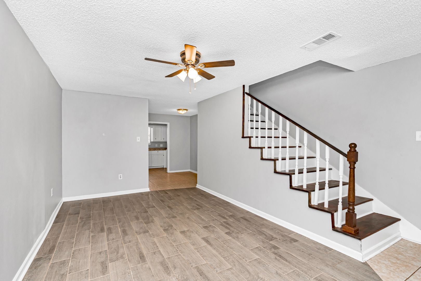 St. Francisville House: 12240 Jackson Road