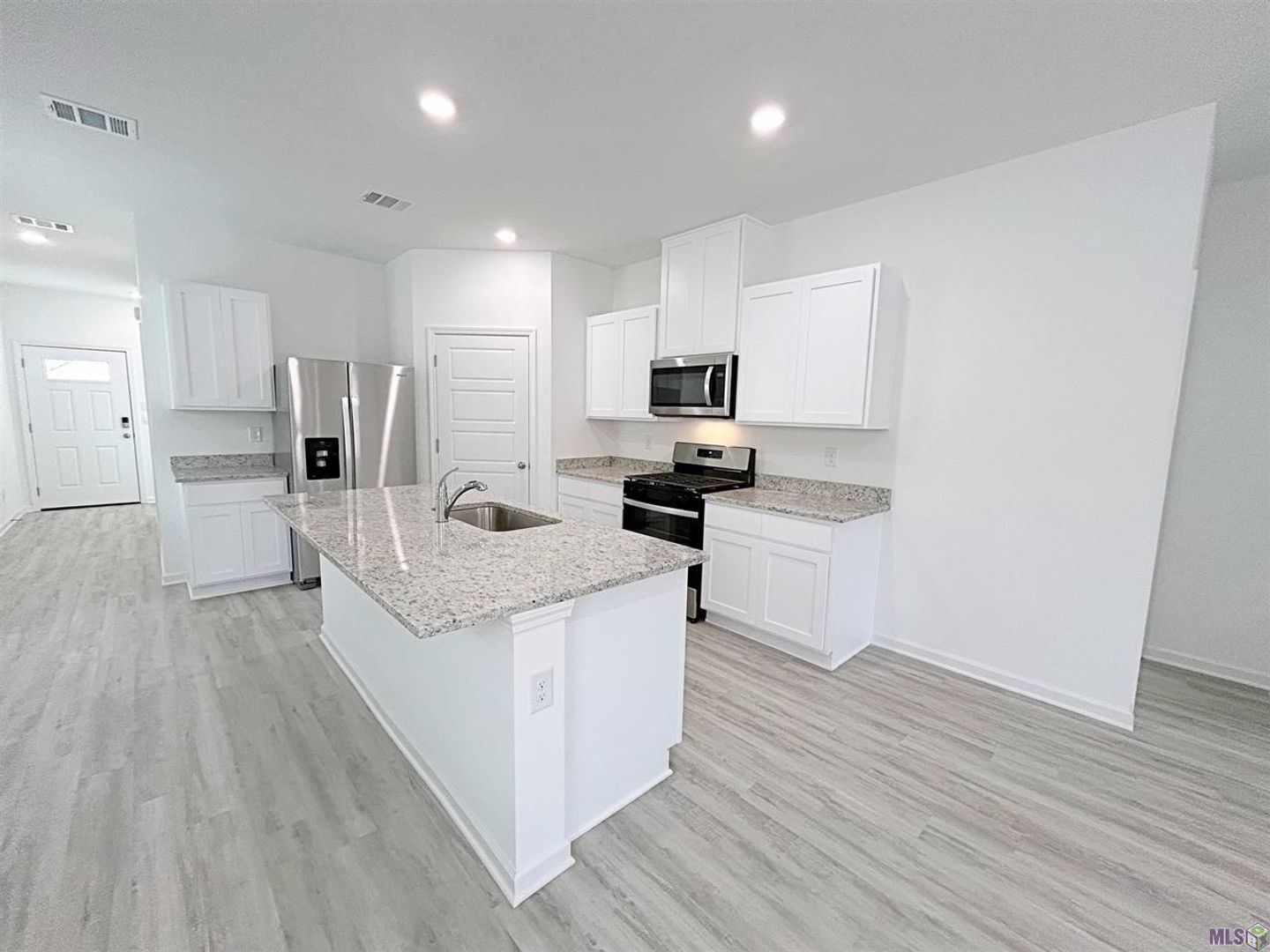 Baton Rouge House: 1237 Drago Dr.