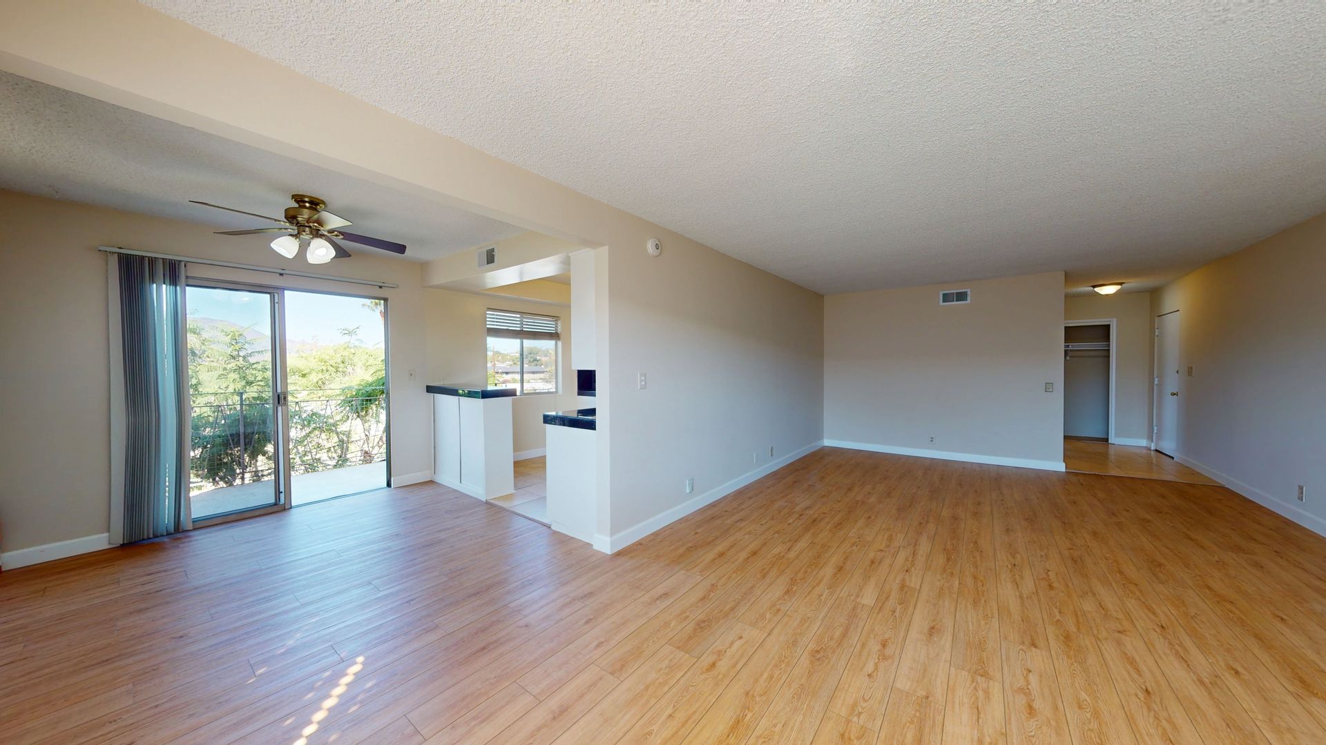 La Canada Apartment: 4451 Rockland Place