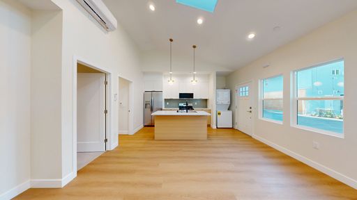 NEWLY BUILT 3 Bedroom 2 Bath Single Level back house apartment with AC, Parking and more! ASK ABOUT SEPTEMBER MOVE IN SPECIAL! – photo 1