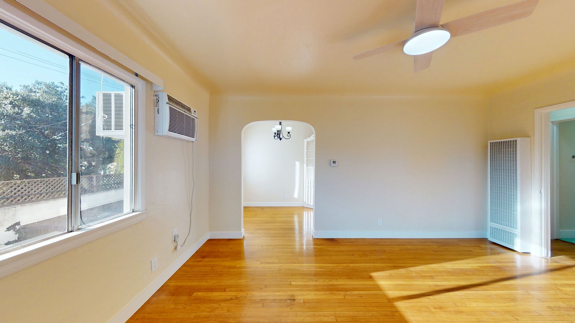 Los Angeles Apartment: 6051 - 6053 Buena Vista Terrace