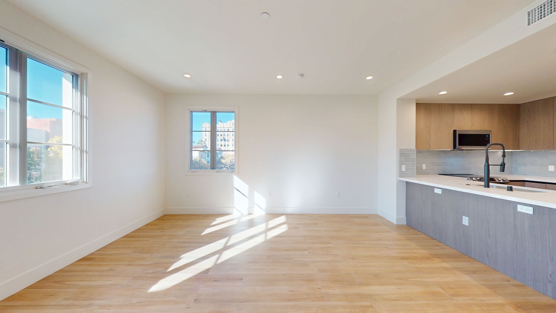 Pasadena Apartment: 645 E. Union Street