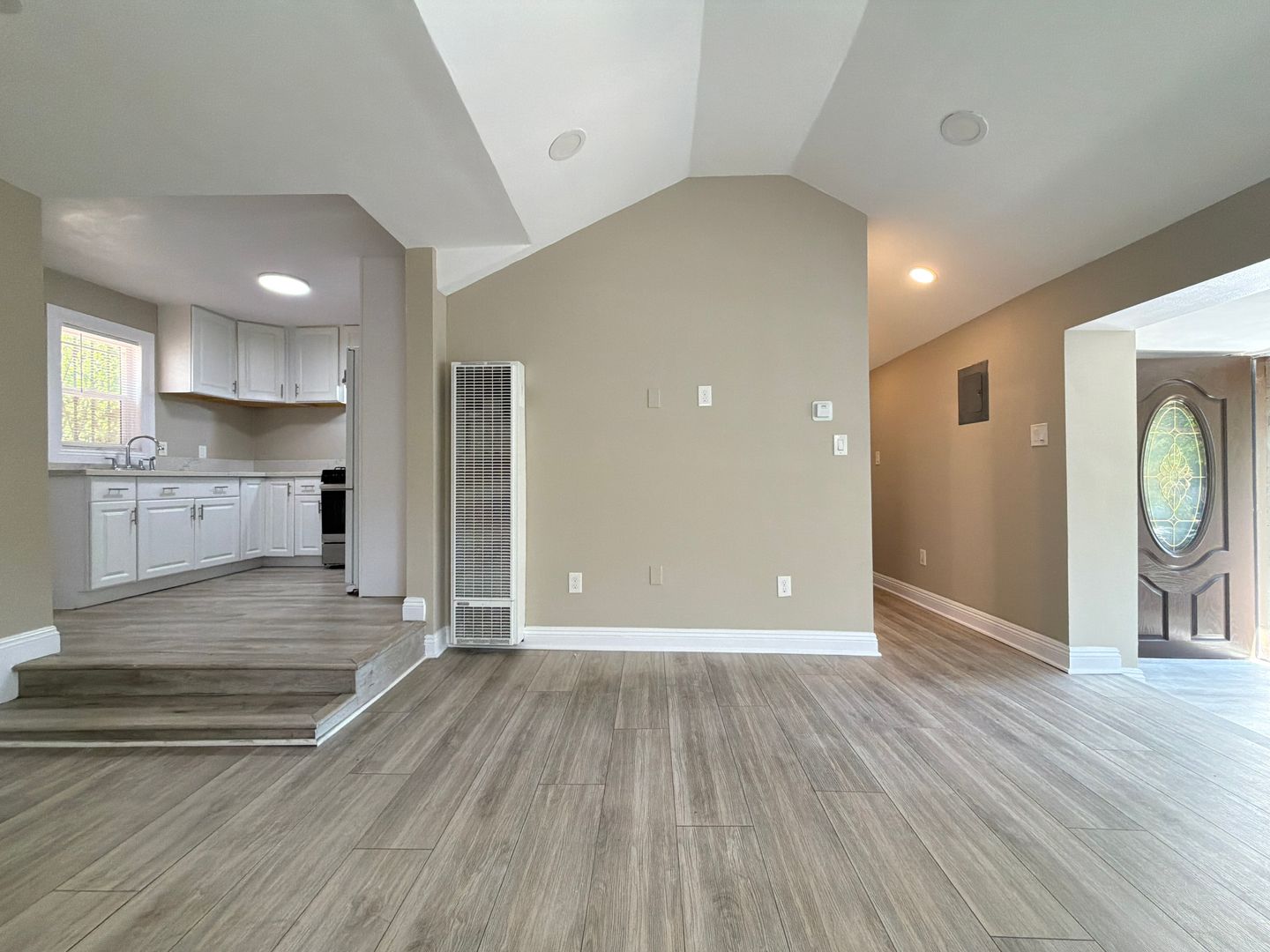 Los Angeles Apartment: 4089 - 4091 San Carlos Street