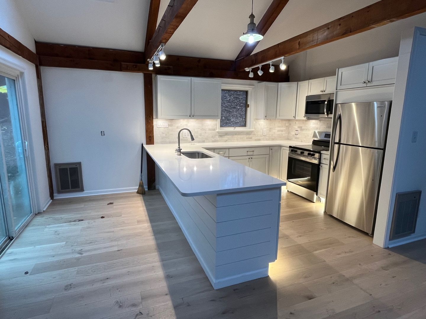 Phoenixville House: 170 Maryhill Rd