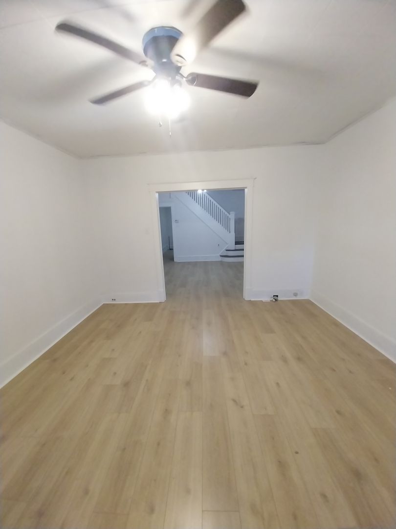 Pottsville House: 8 S 20Th St